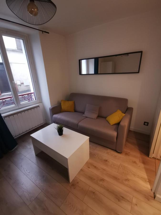 Appartement Au Coeur De La Ville De Taverny Exterior foto